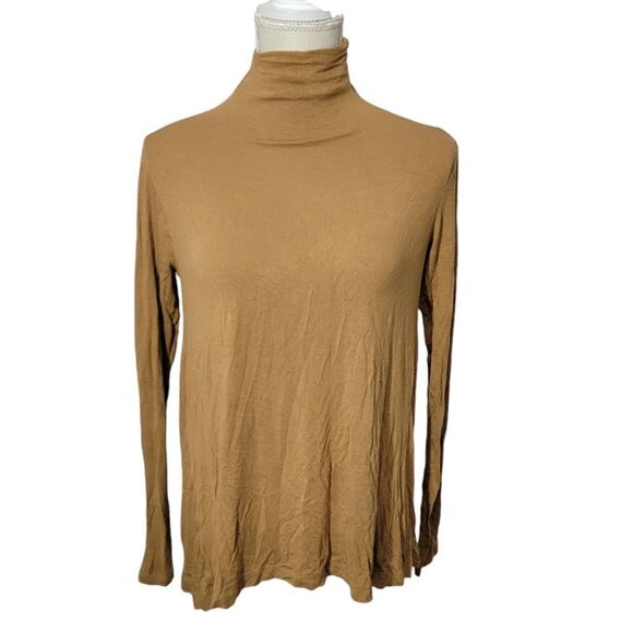 Zara w&b tan blouse - Picture 1 of 8